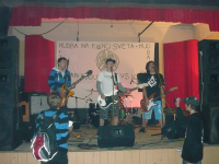 /album/a2011/p1040282-png/