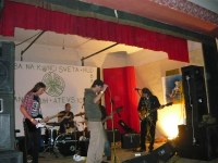 /album/a2011/p1040300-png/