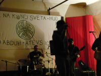 /album/a2011/p1040303-png/